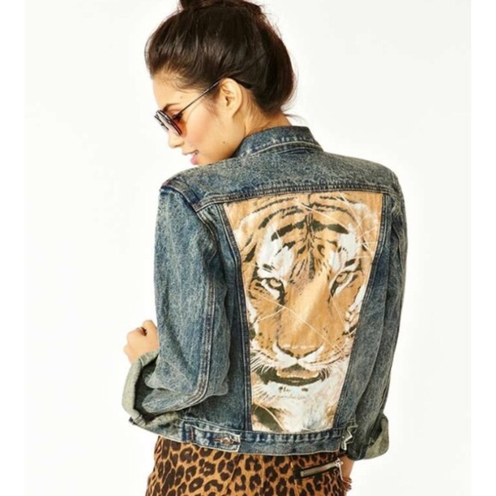 somedays lovin tiger denim jacket